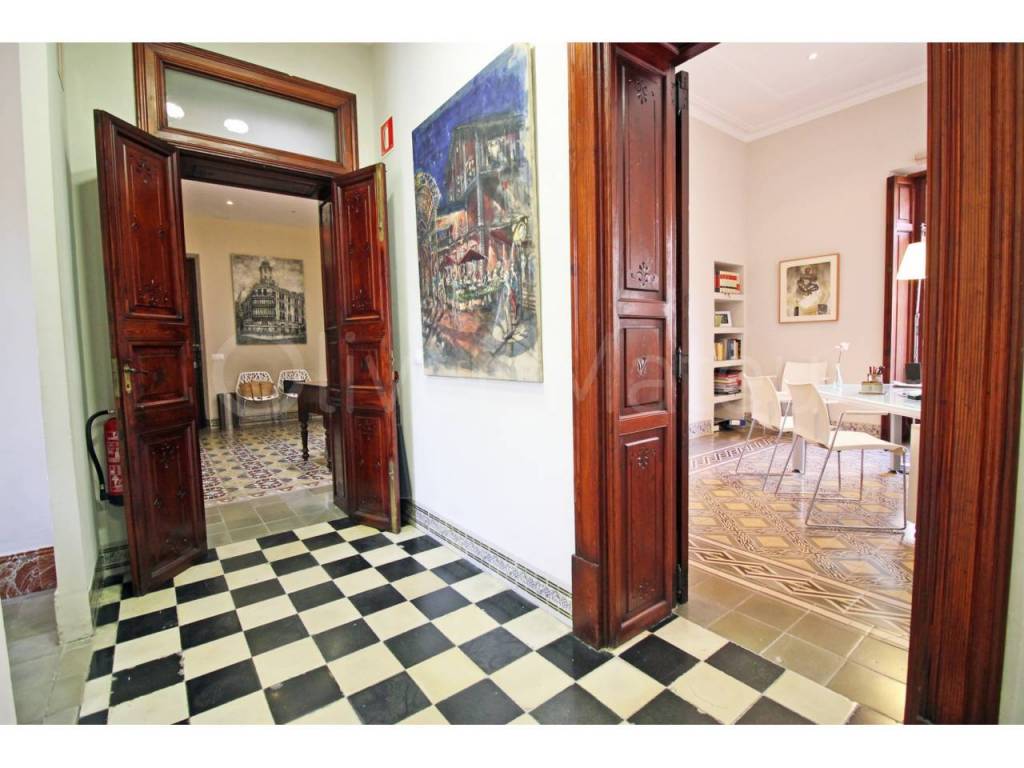 EMBLEMATIC FLAT IN PALMA'S OLD CITY