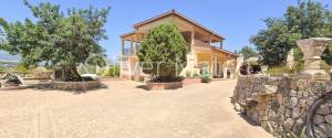 CHALET UNIFAMILIAR CON PISCINA  PISTA DE TENIS Y GARAJE  EN INCA / SANTA MAGDALENA