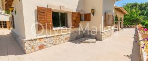 LARGE VILLA WITH POOL, GARAGE, GARDEN AND TREE ORCHARD