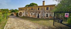 GRAN CASA RÚSTICA CON PISCINA Y GARAJE EN ESTABLIMENTS