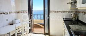 APARTAMENTO CON TERRAZA Y VISTAS FRONTALES AL MAR EN ILLETAS