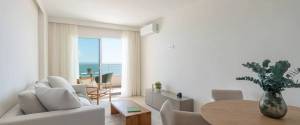 APARTAMENTO REFORMADO CON VISTAS AL MAR